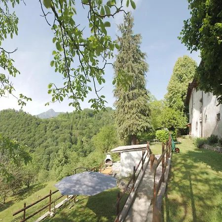 Holiday home La Casa Del Bosco